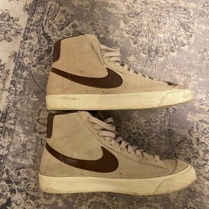 Men’s Nike blazer mid